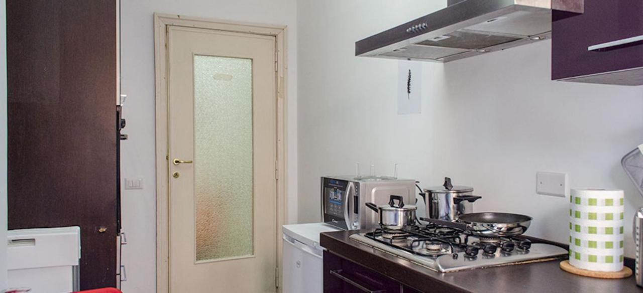 Pensión Kamchu Apartments: Piazza Bologna *