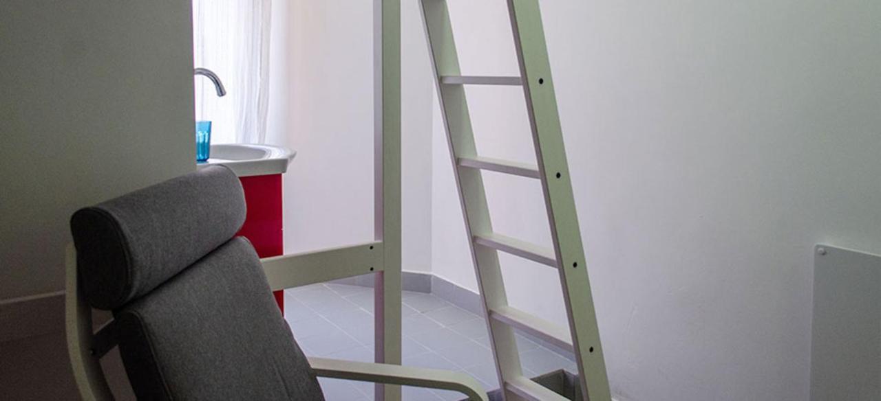 Pensión Kamchu Apartments: Piazza Bologna